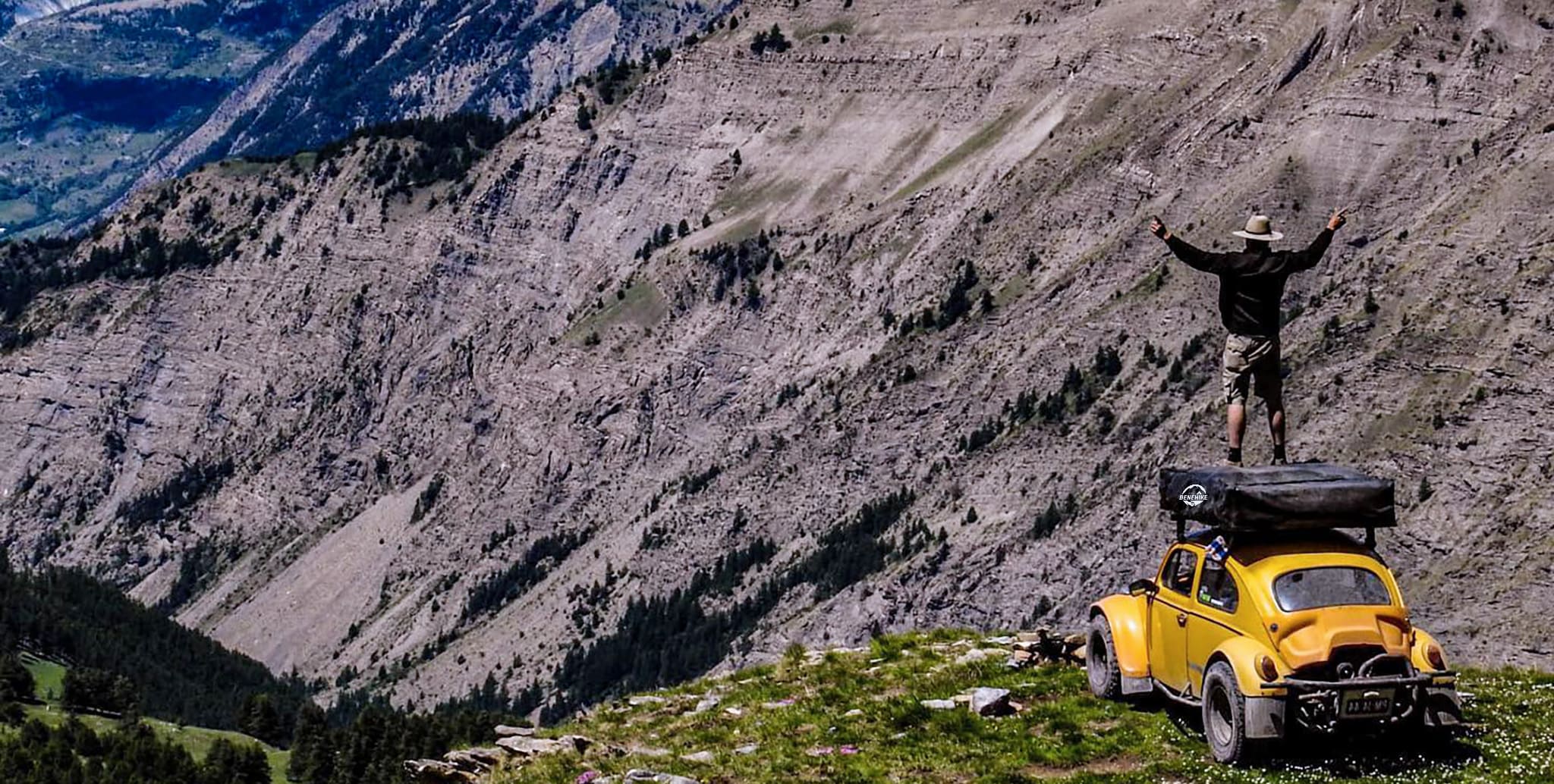 Why Does Every Photographer Needs a Roof Top Tent?